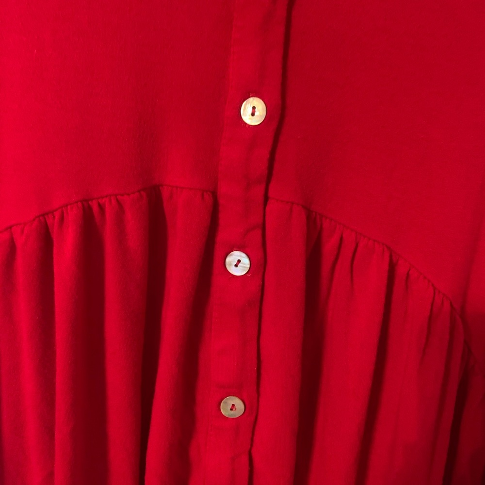 Eri + Ali Red Shay Gathered Swing Top - Picture 9 of 10